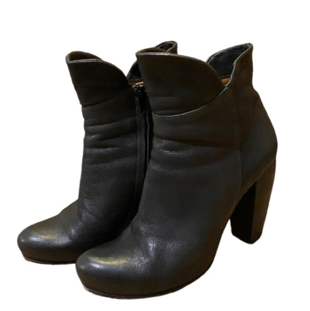 EUC Coclico woman’s high heel ankle boot Dixon chart ( smoky, black, )7.5 - Picture 1 of 5